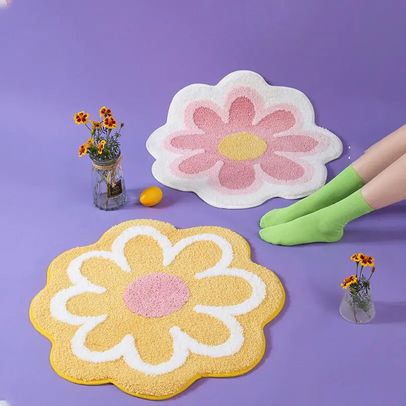 Round Flower Tuft Rug Solus™