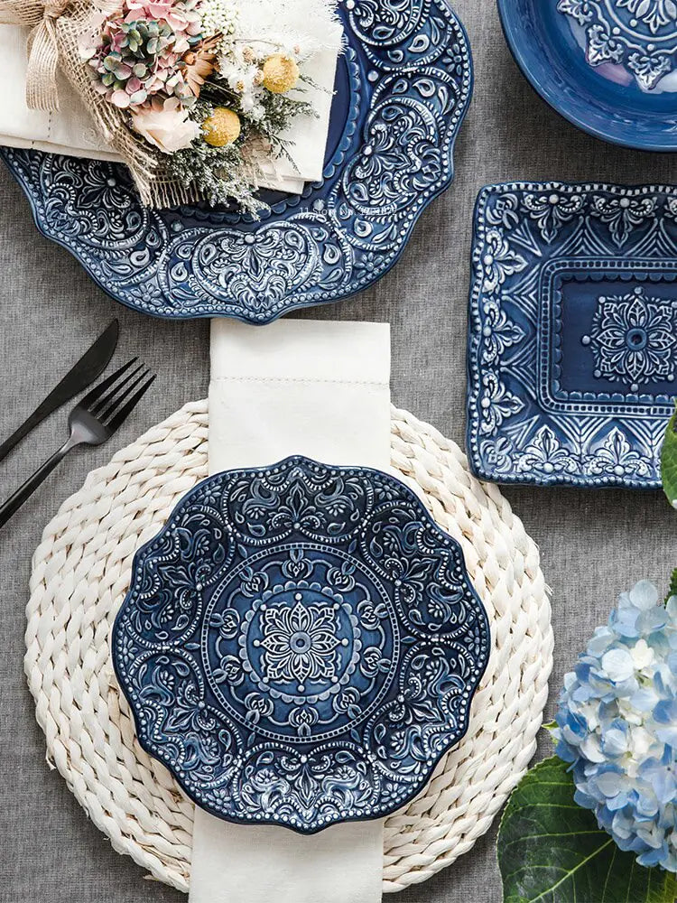 Luxury Blue Pattern Dinner Plates