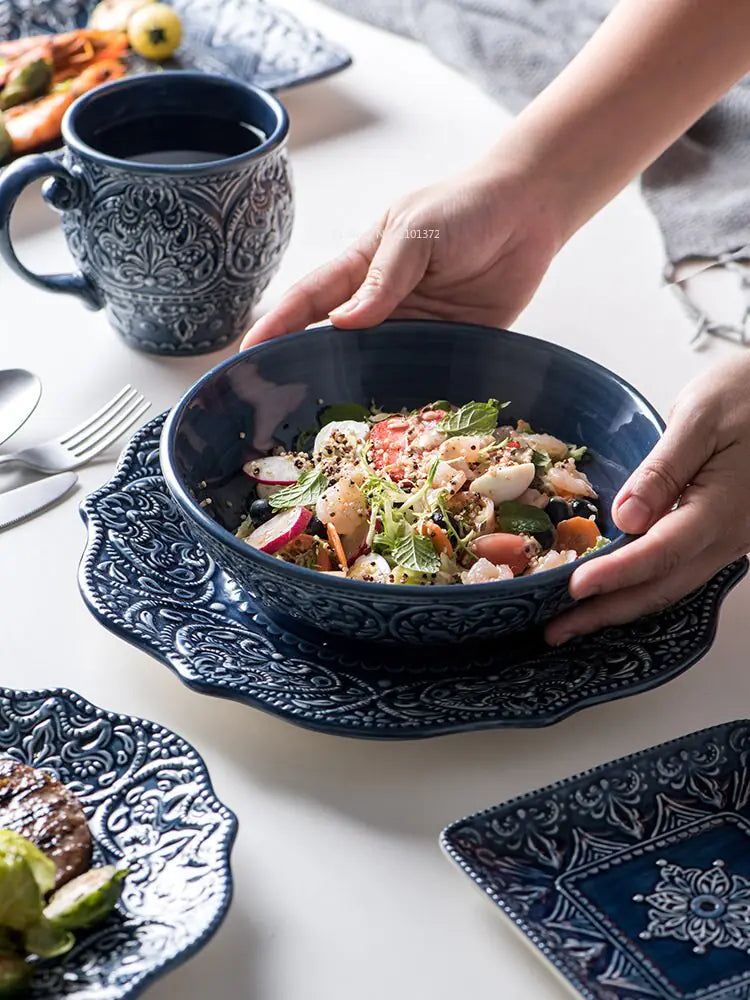 Luxury Blue Pattern Dinner Plates